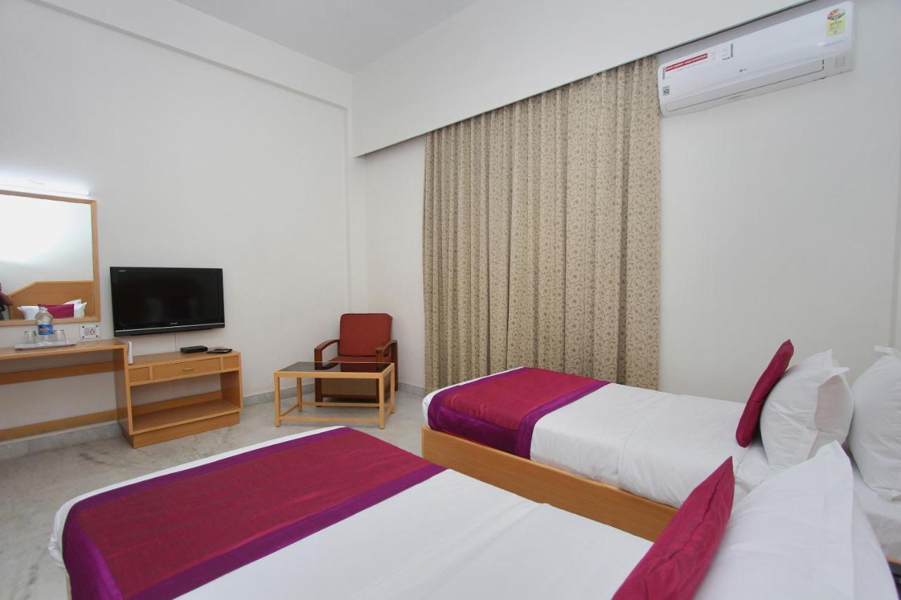 Oyo 5345 Hotel Sai Rennaissance Bengaluru Kültér fotó